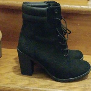 Black timberland boots